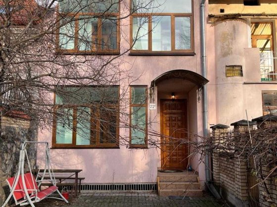 Продаж будинку, вулиця Мельника Львів