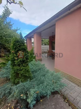 Уютный семейный дом с ремонтом и генератором/ Калиновая - фото 1