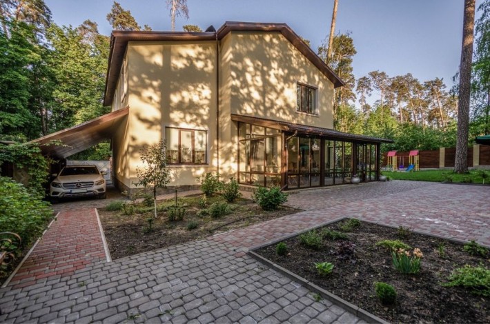 Без% Київ, вул. Чалого. 245м2. 10 сот. в лісовій зоні - фото 1