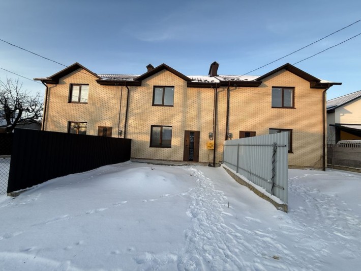 Продам таунхаус район 3 лікарні 4 кімнати - фото 1