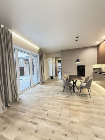 Продажа сучасного будинка у Дніпровському районі - фото 1