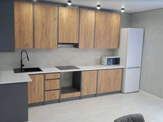 Продається ВИГІДНО таунхаус 106 кв.м. з ремонтом ГАРНА ЦІНА за 1 кв.м. Винница