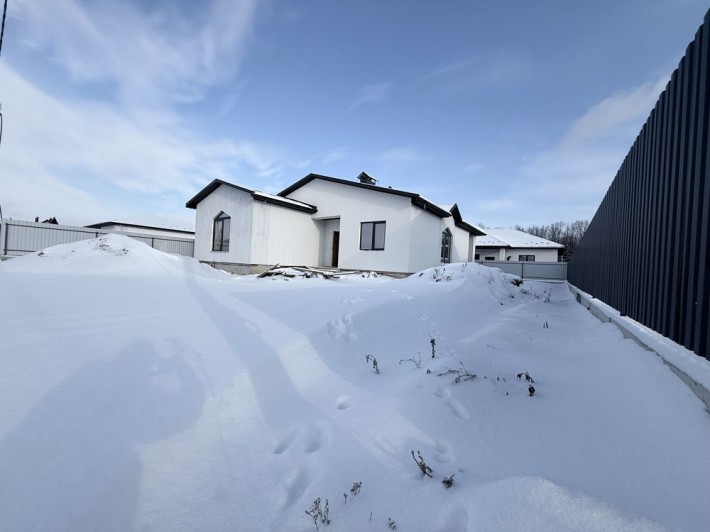 Продам одноповерховий будинок  115 кв 3 кімнати - фото 1