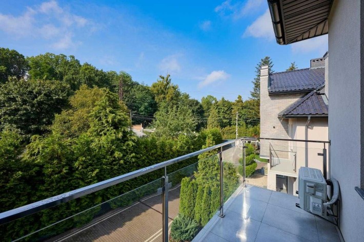 Продаж будинку / дуплекс/ з дизайн. ремонтом /Личаківський р-н / Львів - фото 1