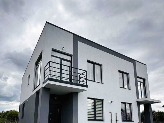 Продаж котеджу з ремонтом в Підрясному Львів