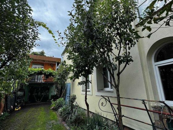 Продаж двохповерхового будинку  250 м  на вулиці Медової Печери Львів