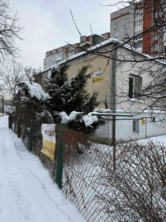 Продаж окремої будівлі в ТОП локації міста під клініку, ТЦ, комерцію - фото 1