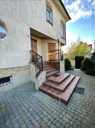 Продаж шикарний будинок з ремонтом і меблями Львів вул. Дрогобицька - фото 1