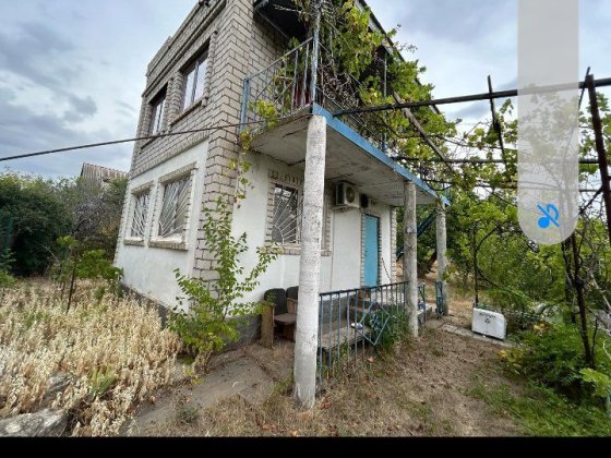 Продам дачний будинок. Николаев