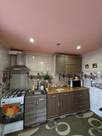 Продаж 2-х будинків у Великій Коренихі по ціні одного! - фото 1