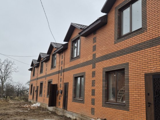 Продаж  таунхауса від забудовника 90м2, топ локація, поруч ВСЕ! Винница