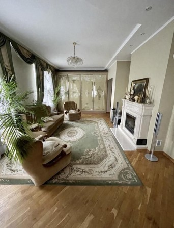 Будинок з ремонтом, 370 м², 2,5 сотки, Залізничний район - фото 1