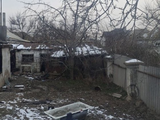 Земля та частина будинку Николаев