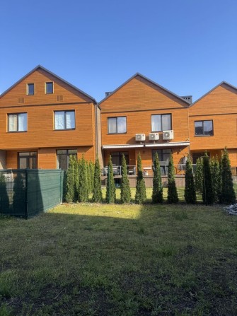 Продам Таунхаус ЖК Comfort City Lagoon - фото 1