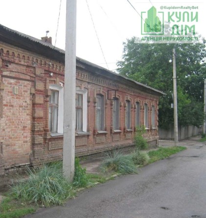 Продається частина будинку в центральній частині міста. - фото 1