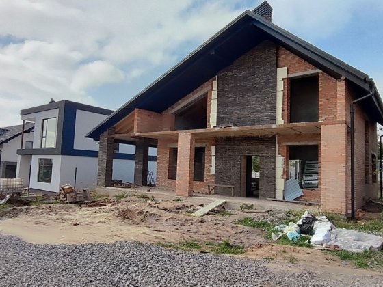 Продаж сучасного 2 поверхового будинку в престижному передмісті Винница