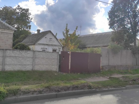 Продам будинок +4 сот. землі вул. Велика Діївська!