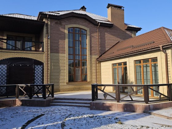 Продам елітний будинок район Лелеківка