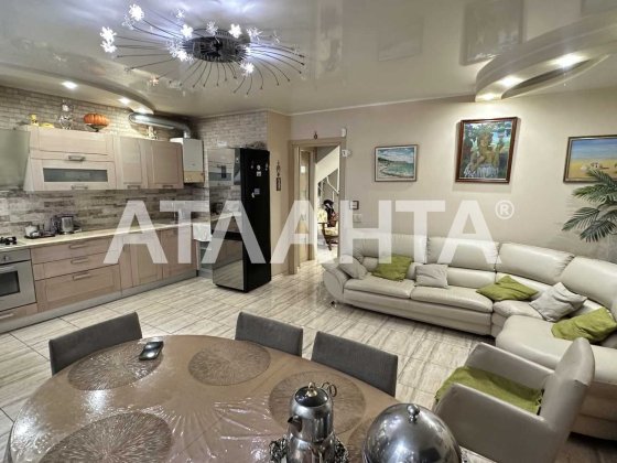 ТАУНХАУС 198 м2 на березі моря з ремонтом та терасою! Одеса