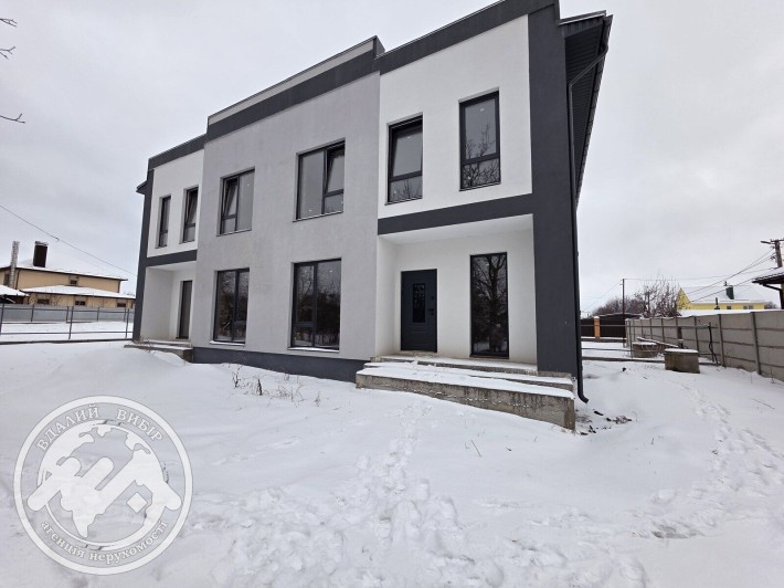 Продаж  дуплекса в мікрорайоні Пирогово - фото 1