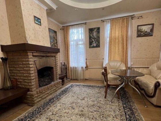 Дом на Холодной горе. Метро. 153 м2. 6 соток. 2010 г. 2 этажа- 143000$ Харьков