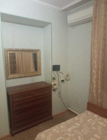 Продам дом на Черемушках со своим двориком и местом для 2х автомобилей - фото 1