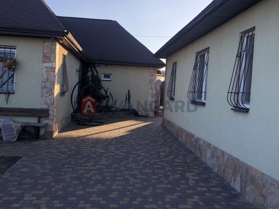 Продам будинок в Обухівці в котедж. селищі Срібний Бір Басейн 150000$ Днепр