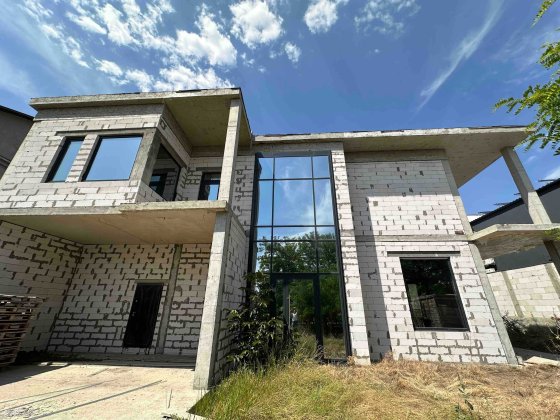 Продам дом для ВАШЕЙ семьи в Совиньоне Одесса