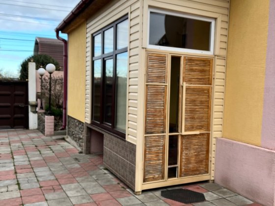 Продаю свій будинок недалеко від центра міста. Харьков