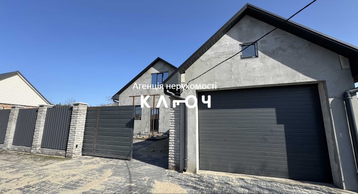 Продам будинок на Новомиколаївці (Новобудова) - фото 1