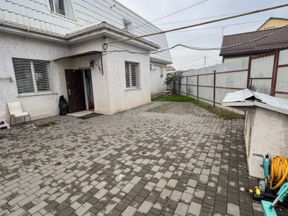 Продажа дома на Ленпоселке /Хаджибеевский р-н Одеса