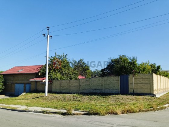 Продам Два Дома  188м2, ж.м. Покровский, ж.м.Красный Камень Днепр