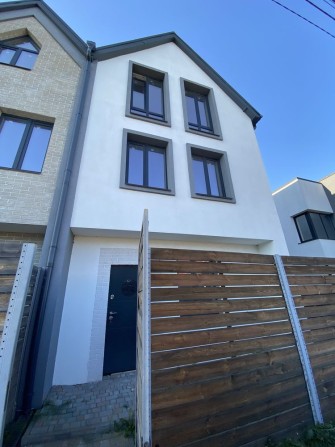 ЄОселя‼️Таунхаус з ремонтом під чистову! Софіївська Борщагівка - фото 1