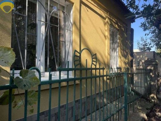 Продается дом в черте города на Черемушках, угол Авиционной и Бреуса Одеса