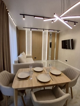 Таунхаус з ремонтом, без комісії - фото 1