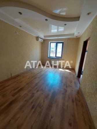 2- х двухэтажный дом в Малиновском  районе + Два каменных гаража. - фото 1