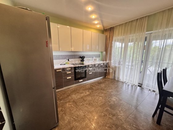 Продам дом 195м2 Сертификат 8 соток Павленки Ньютона 22 поліклініка Харьков