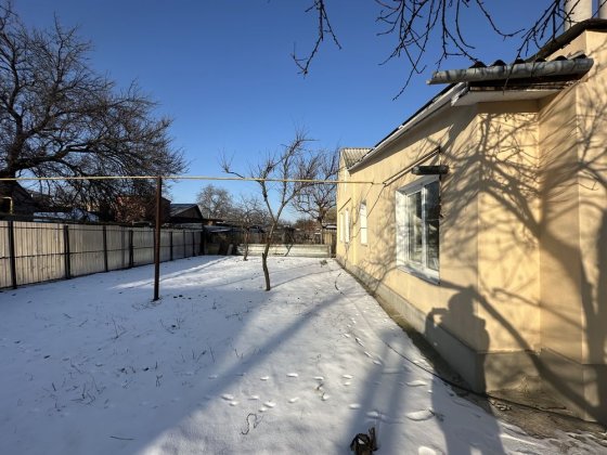 Продам  дом 80 кв.м с правом собсвенности на землю 15 минут от Центра Одесса