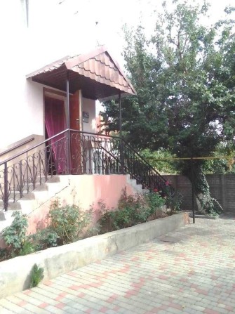 Капитальный дом в Черноморке - фото 1