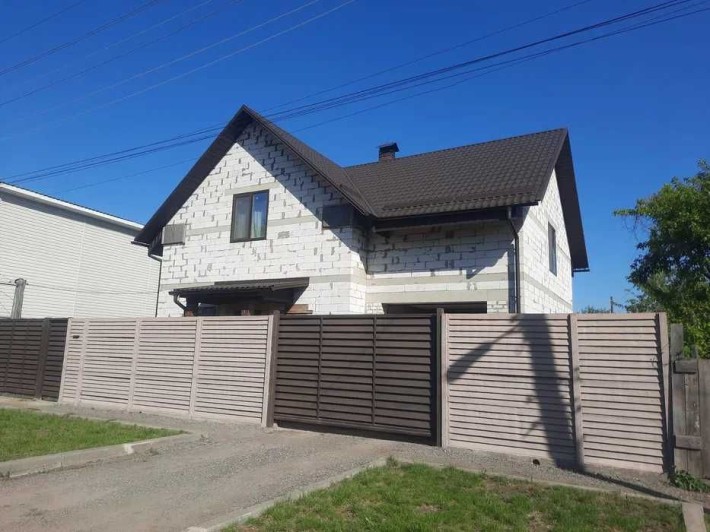 Продам хороший 2х этажный дом в Харькове ,м. Масельского (код 5330) - фото 1