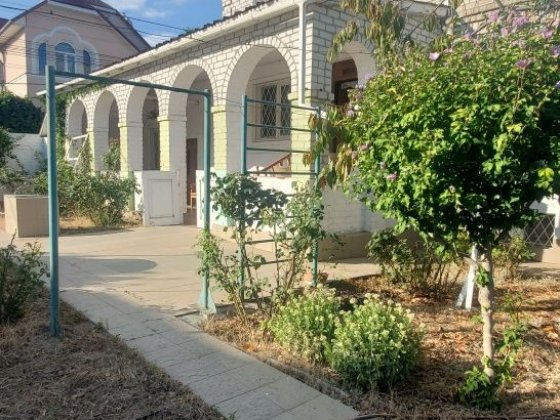 Продам Дом  2 эт общ.пл. 126 м,,Жил.Масив,,Луч" ул.Венгера Одесса