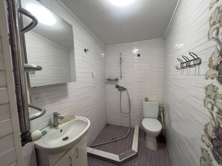 Будинок на Комарова - фото 1