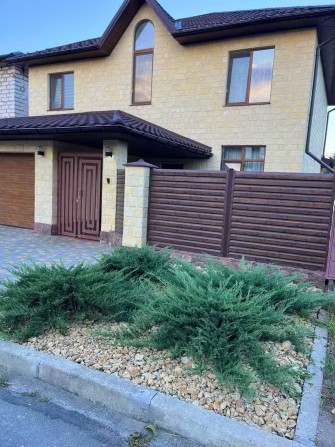 Продам дом в Совиньоне - фото 1