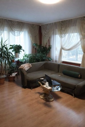 Продам 2-х этажный дом в Хаджибейском р-не. Участок 10 соток с садом - фото 1