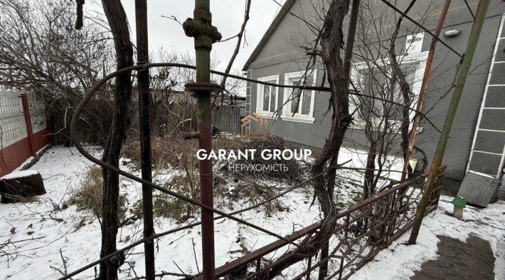 Будинок з великою ділянкою / Малиновський район - фото 1