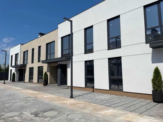 Продам 4х кімнатний таунхаус 114 кв.м. з підвалом Софіївська Борщагівка