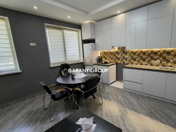 Таунхаус з  ремонтом/ біля моря Одеса