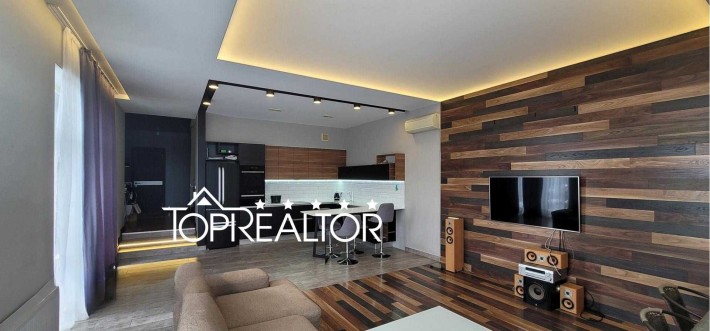 Продам сучасний коттедж з ремонтом на пос. Жуковського - фото 1