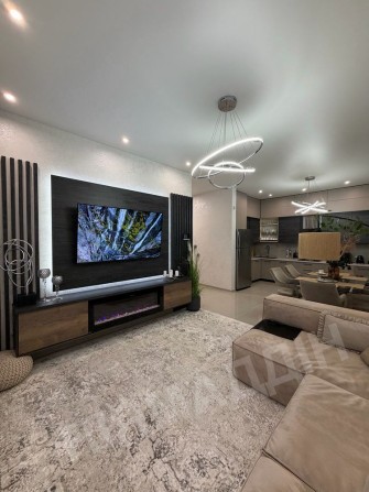 Продается дом с ремонтом Червоный Хутор 15-й масив - фото 1