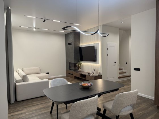 Будинок з ремонтом біля ЖК «Аметист» ‼️ газ Петропавлівська Борщагівка